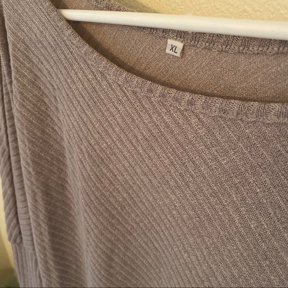 Off the Shoulder Ribbed Sweater - Picture 3 of 8